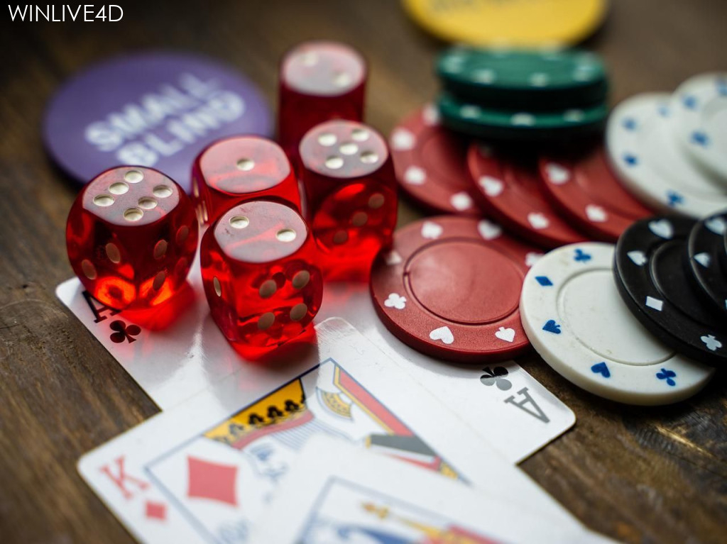 Fantastis! Pengakuan Mantan Admin Judi Slot Online, Digaji Rp Fantastis! Pengakuan Mantan Admin Judi Slot Online, Digaji Rp